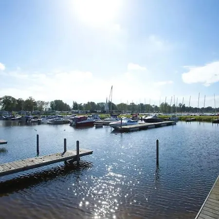 Beachhouse Veluwemeer Mit Grossem Garten In Strandnaehe *