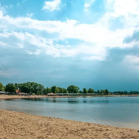 아파트 Beachhouse Veluwemeer Mit Grossem Garten In Strandnaehe