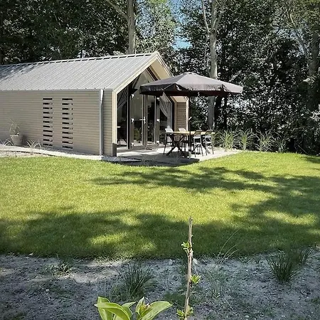 Beachhouse Veluwemeer Mit Grossem Garten In Strandnaehe Apartment