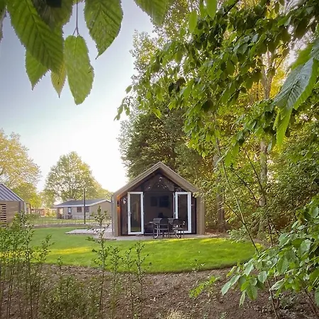Beachhouse Veluwemeer Mit Grossem Garten In Strandnaehe *