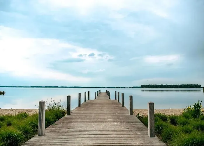 Beachhouse Veluwemeer Mit Grossem Garten In Strandnaehe Hulshorst