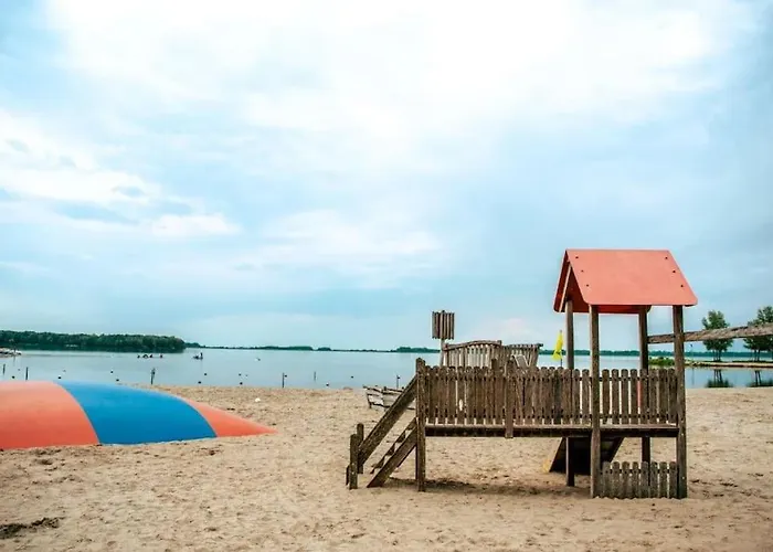 Beachhouse Veluwemeer Mit Grossem Garten In Strandnaehe *