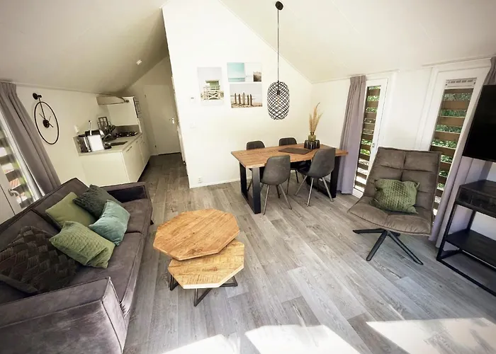 Apartment Beachhouse Veluwemeer Mit Grossem Garten In Strandnaehe