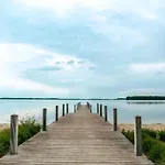 Beachhouse Veluwemeer Mit Grossem Garten In Strandnaehe Hulshorst