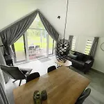 Beachhouse Veluwemeer Mit Grossem Garten In Strandnaehe *