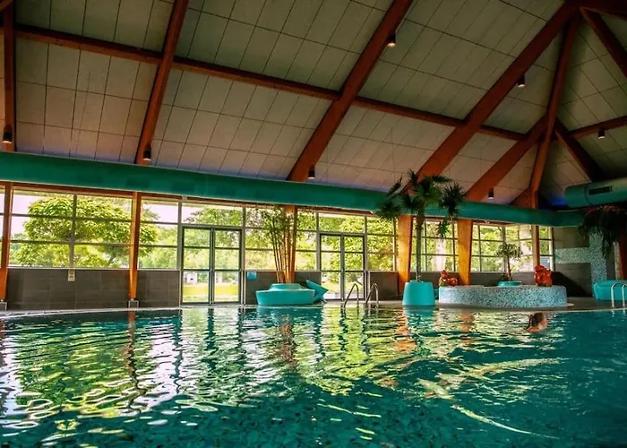 Beachhouse Veluwemeer Mit Grossem Garten In Strandnaehe * フルスホルスト