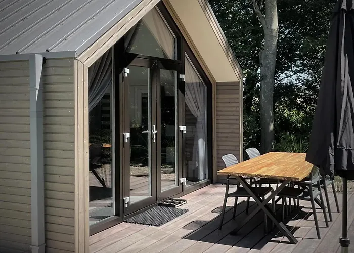 Beachhouse Veluwemeer Mit Grossem Garten In Strandnaehe アパート フルスホルスト